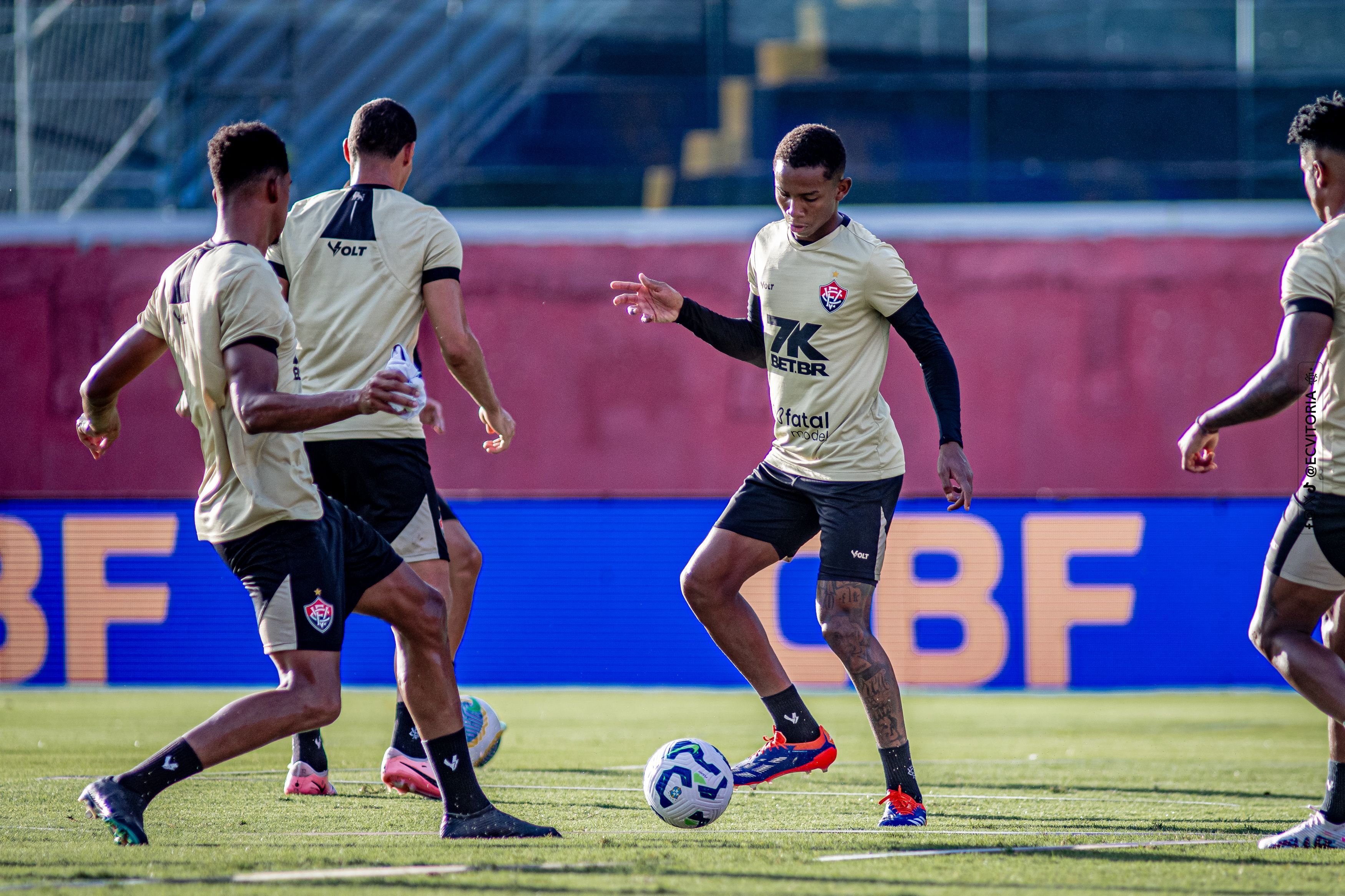 Vitória tenta quebrar tabu contra o Náutico para avançar na Copa do Brasil