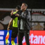 Carpini detona condições de jogo contra o Cruzeiro e lamenta fratura de Jamerson