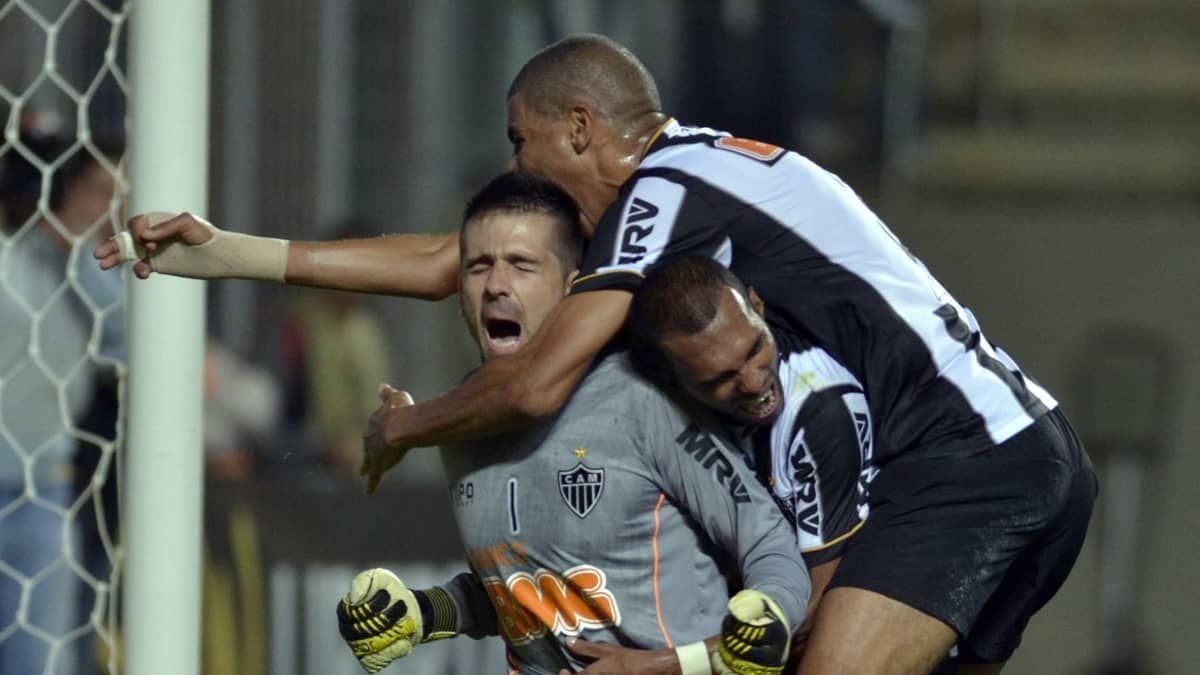 Dia de São Victor: ouça narração da defesa na voz de Mário Caixa