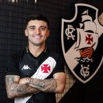Vasco anuncia a contratação do lateral-esquerdo Victor Luís, ex-Coritiba