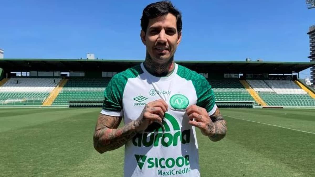 MP cumpre mandado contra jogador ex-Palmeiras em investigação por manipulação de resultados