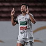 Athletic anuncia volta do zagueiro Victor Sallinas