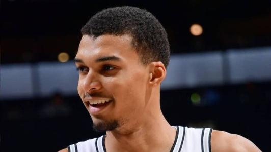 Victor Wembanyama, ala-pivô francês do San Antonio Spurs