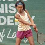 Ex-técnico de Serena Williams se encanta com brasileira de 14 anos: 'Futura campeã'