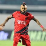 Vidal dispara contra treinador: 'Carecas são muito complicados'