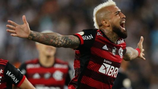 Vidal é mais um desfalque do Flamengo diante do Aucas-EQU