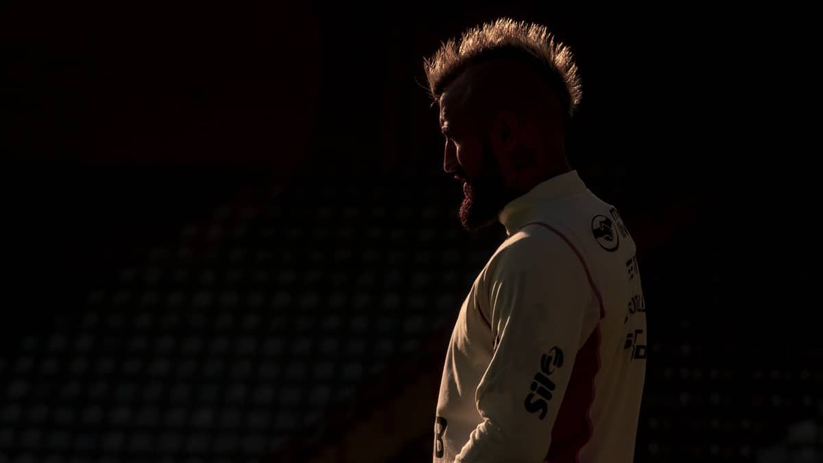 Flamengo é recebido com protesto antes de jogo com o Cruzeiro, e Vidal retruca torcedor