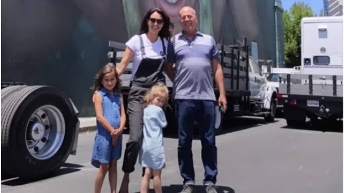 Esposa de Bruce Willis posta vídeo emocionante sobre visita ao estúdio de ‘Duro de Matar’
