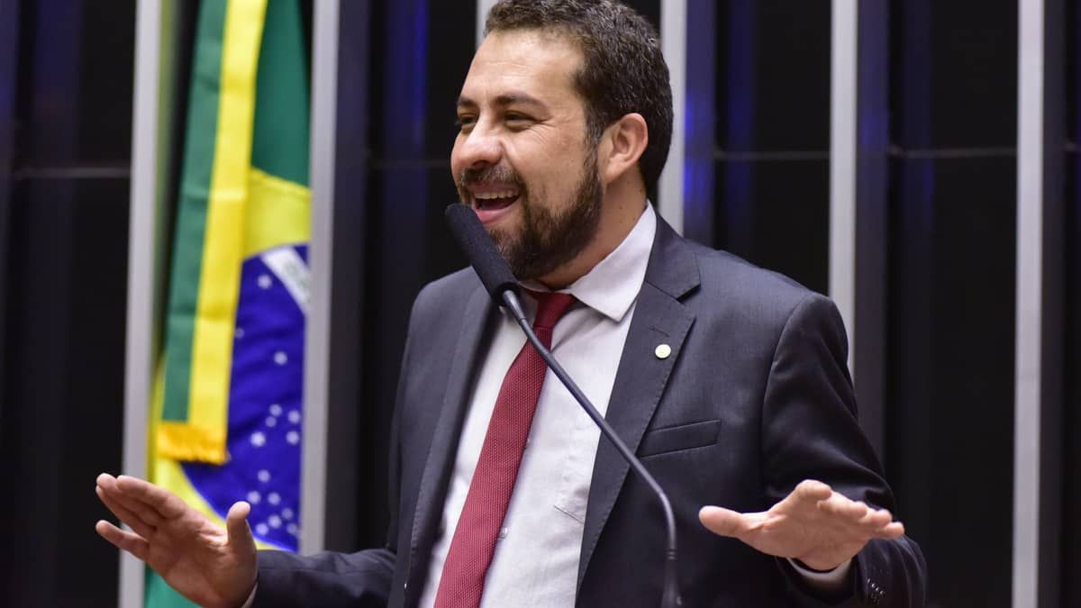 'Tentativa de criar polêmica', diz Boulos após vídeo vazado de encontro com Datena