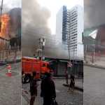 Vídeo: incêndio destrói camelódromo da Uruguaiana no RJ