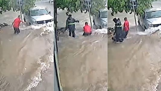 Vídeo mostra momento em que idoso é arrastado por enxurrada e fica preso debaixo do carro em SP
