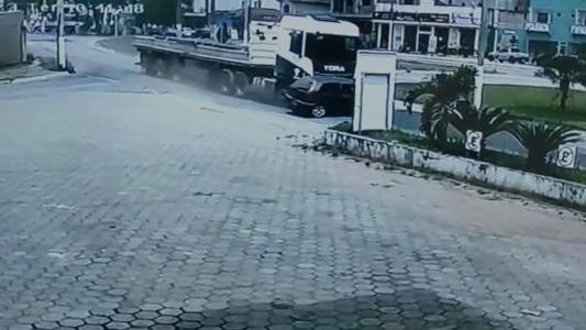 Vídeo mostra o momento do acidente