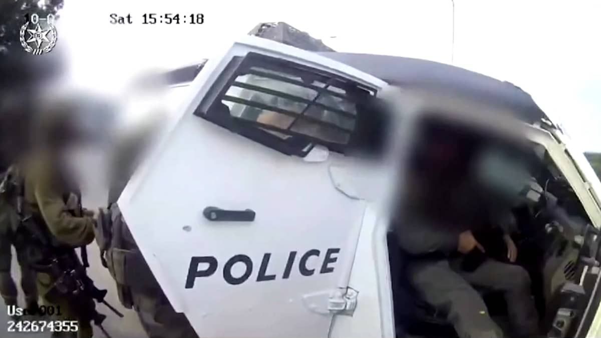 Vídeo: Polícia de Israel divulga vídeo de libertação de reféns do Hamas