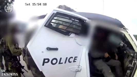 Vídeo: Polícia de Israel divulga vídeo de libertação de reféns do Hamas