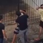 Vídeo: policiais são investigados por agredirem jovens que 'empinavam bike' em MG