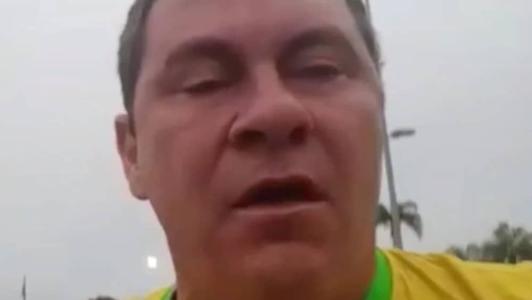 Vídeos foram compartilhados em dois grupos formados por militares