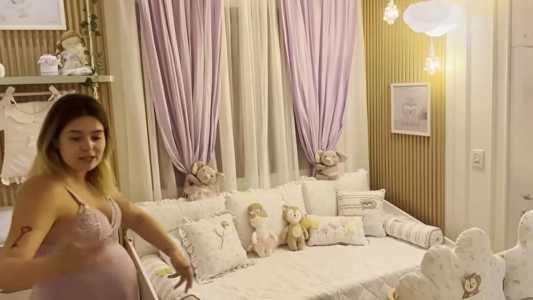 Viih Tube vê quarto da filha pronto pela primeira vez