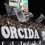 Torcida do Santos esgota ingressos para clássico contra o Corinthians