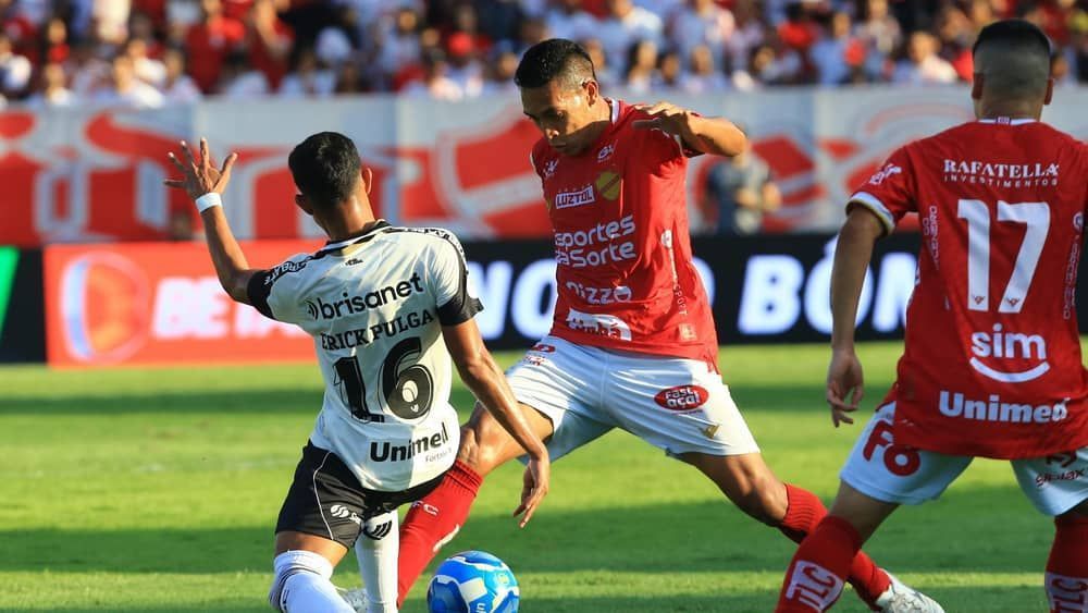 Em casa, Vila Nova vence Ceará pela Série B e fica a uma vitória do acesso