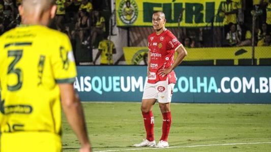 Vila Nova tenta alcançar o líder Criciúma