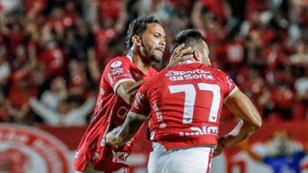 Vila venceu o Ituano por 1 a 0 e segue sem perder na Série B