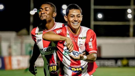 Villa Nova bateu o Ipatinga de virada no Castor Cifuentes