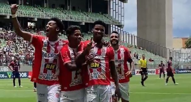 Ex-Atlético marca, e Villa Nova vence o Itabirito pelo Campeonato Mineiro