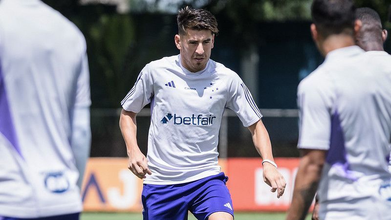 Cruzeiro mira recuperação na temporada com estreias de reforços no Mineiro