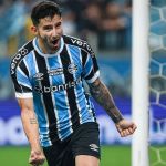 Grêmio bate o Bahia nos pênaltis e avança para a semi da Copa do Brasil
