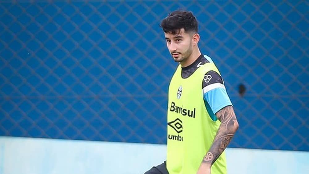 Grêmio pode ter até três reforços para enfrentar o Goiás pelo Brasileiro
