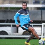 Vina recebe proposta do futebol árabe e pode deixar o Grêmio