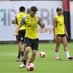 Matías Viña é regularizado e já pode estrear pelo Flamengo
