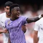 Torcida do Valencia prepara música contra Vini Jr. em partida diante do Real Madrid