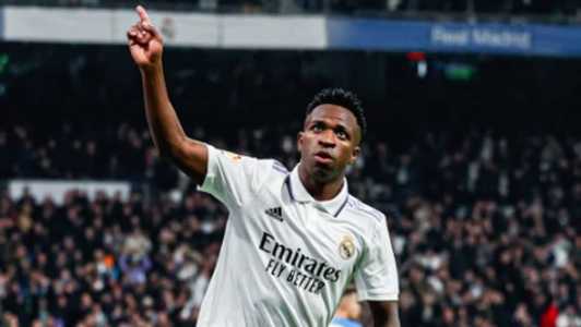 Vini Jr. marcou o segundo gol da vitória do Real Madrid contra o Valencia