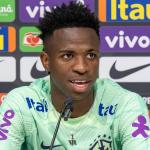 Vini Jr se pronuncia e promete lutar 'por todos que sofrem e não têm voz'