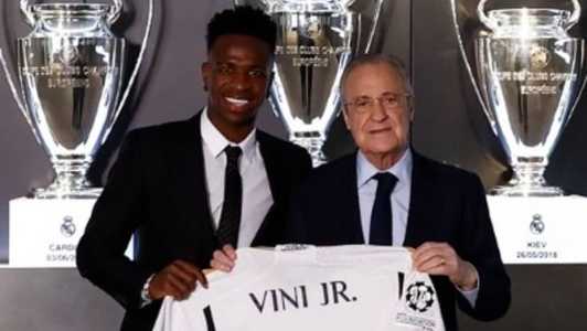 Vini Jr. renovou com o Real Madrid nesta terça-feira (31)