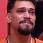 Votação por CPF salva Vinícius do Paredão no BBB 25; entenda