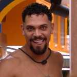Com ajuda de Diego Hypolito, Vinícius muda visual e choca participantes do BBB 25