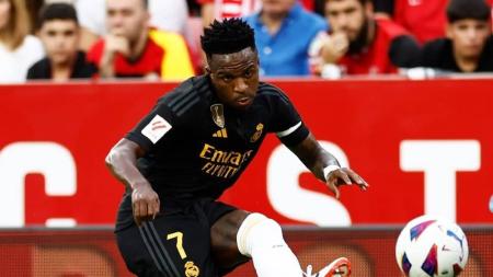 Vinícius Júnior em jogo do Real Madrid contra o Sevilla, fora de casa