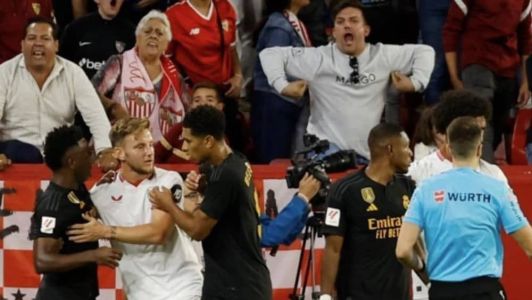 Vinícius Júnior foi alvo de racismo em jogo contra o Sevilla