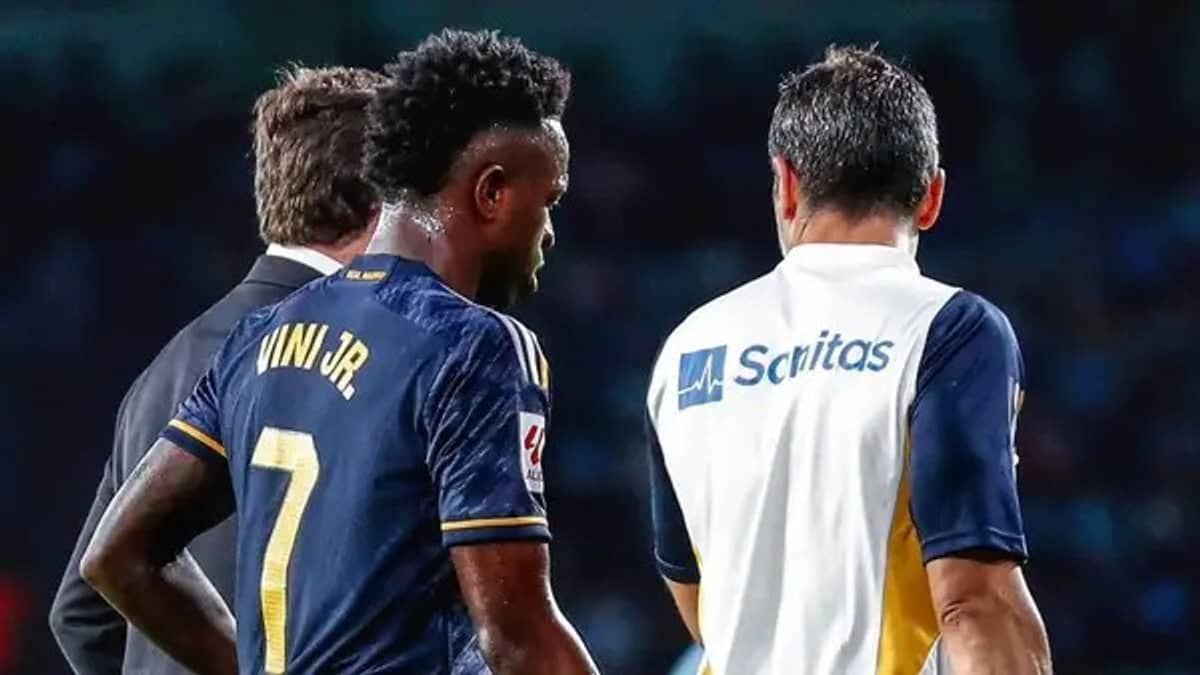 Vinícius Júnior será cortado da Seleção; Diniz avalia convocação de substituto