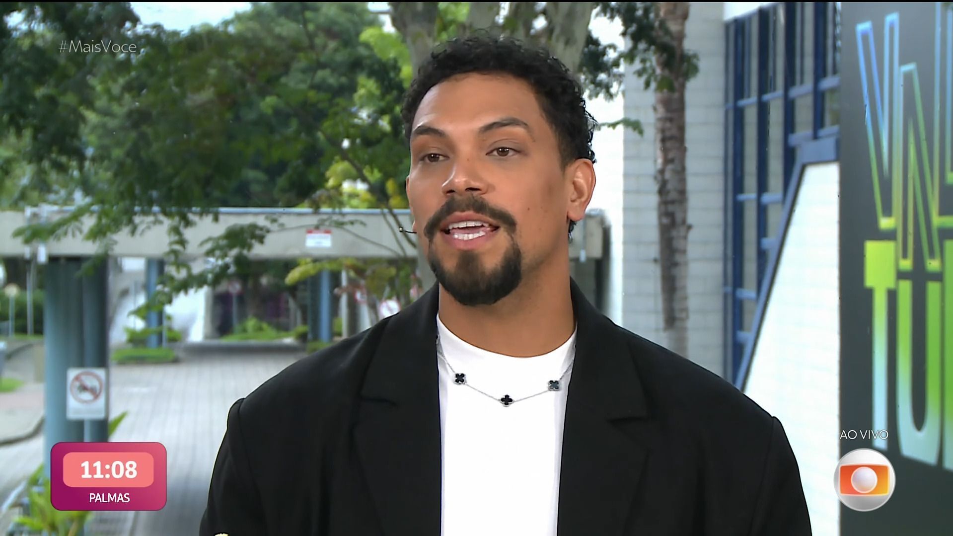 Vinícius confirma flerte com Renata e diz o que impediu relação no BBB 25