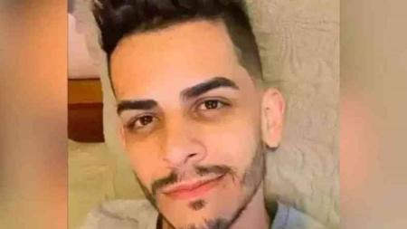 Vinicius Soares Garcia, de 31 anos, foi morto a facadas em seu apartamento no Centro de BH