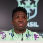 Chilavert zomba de choro de Vini Jr, minimiza racismo e faz comentário homofóbico; veja
