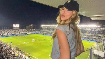 Virgínia Fonseca em estreia de Neymar pelo Santos