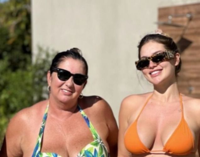 Virginia Fonseca se surpreende com presente de mãe para partes íntimas: 'Em choque'