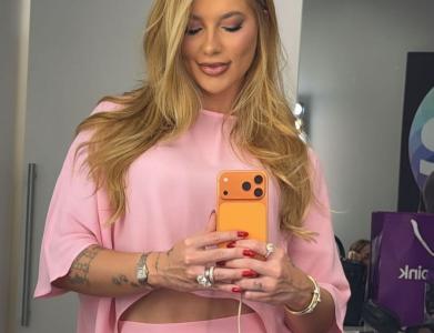 Virginia Fonseca com joias dadas por Zé Felipe