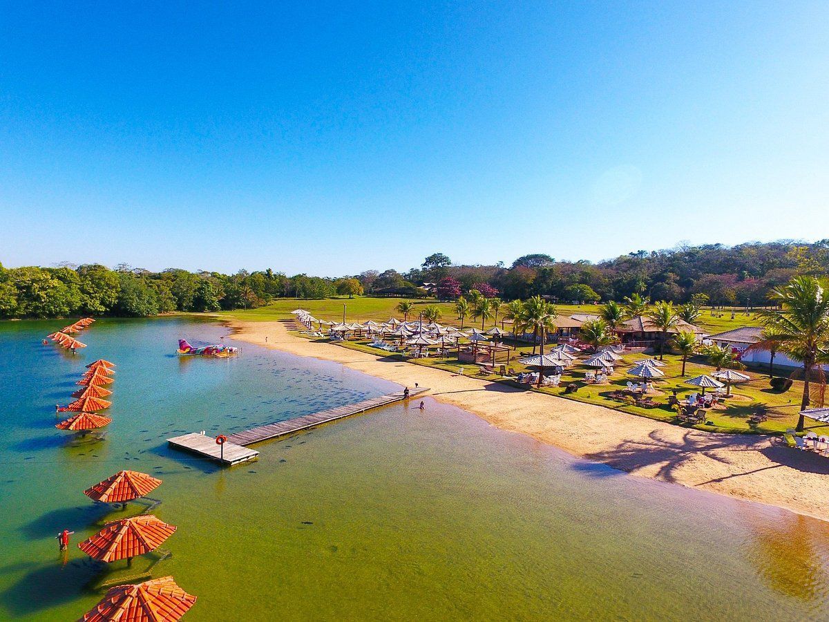 Ataque de peixes a banhistas interdita balneário em Bonito (MS); turista teve parte do dedo arrancado