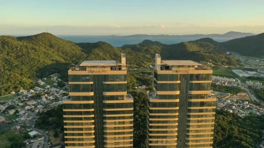 Vista de cima do Yatchouse, condomínio da cobertura de Neymar