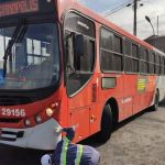 Fiscalização tira ônibus com problemas nos freios, suspensão e teto de circulação na Grande BH 